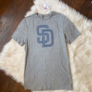 Express San Diego Padres T-shirt